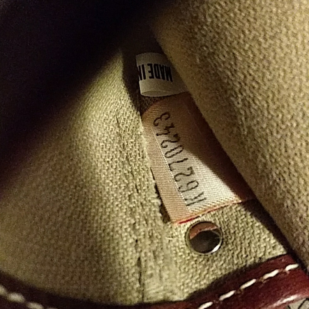 Dooney Handbag And Matching Wristlet - image 6